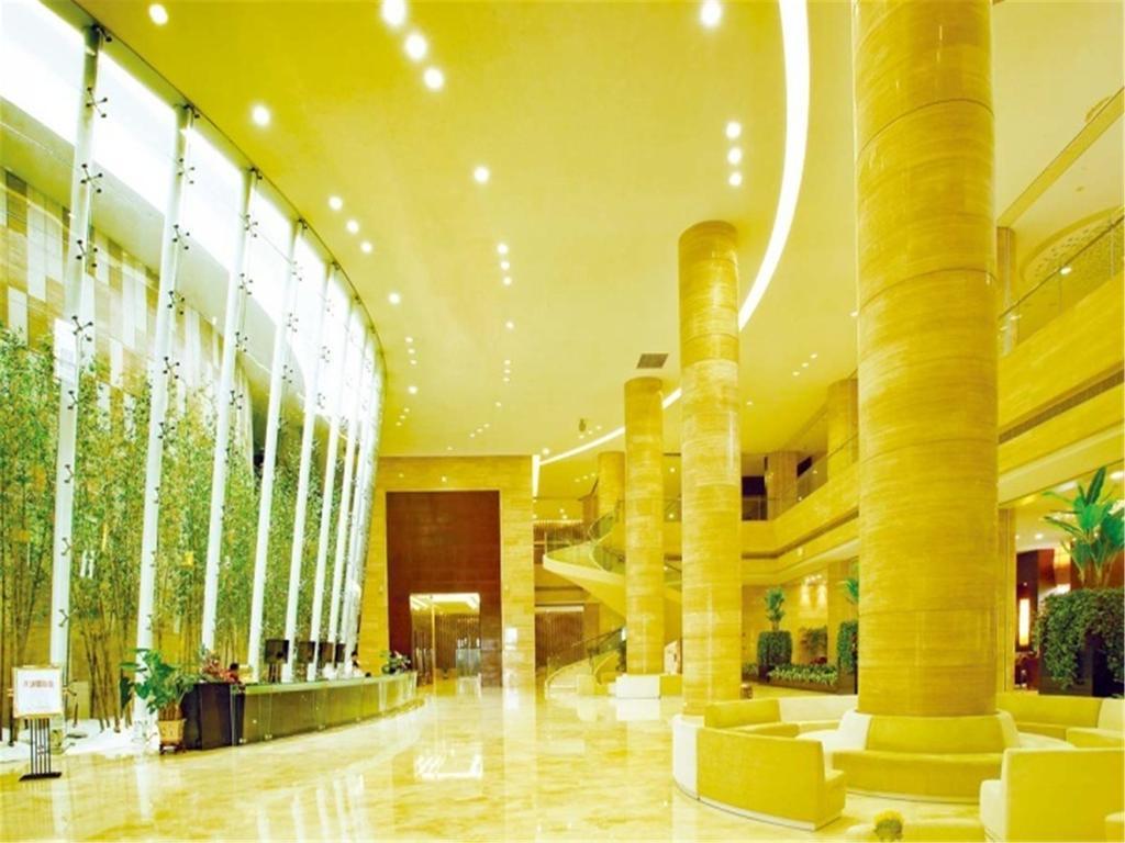 Hotel Guangzhou Baiyun International Convention Center Exterior foto